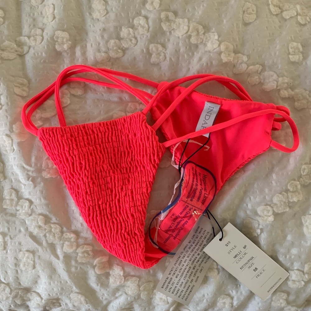 NWT Indah bikini bottoms